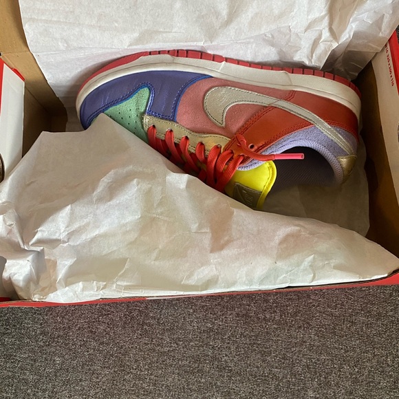 Nike Sunset Pulse Low Dunk - Picture 7 of 9